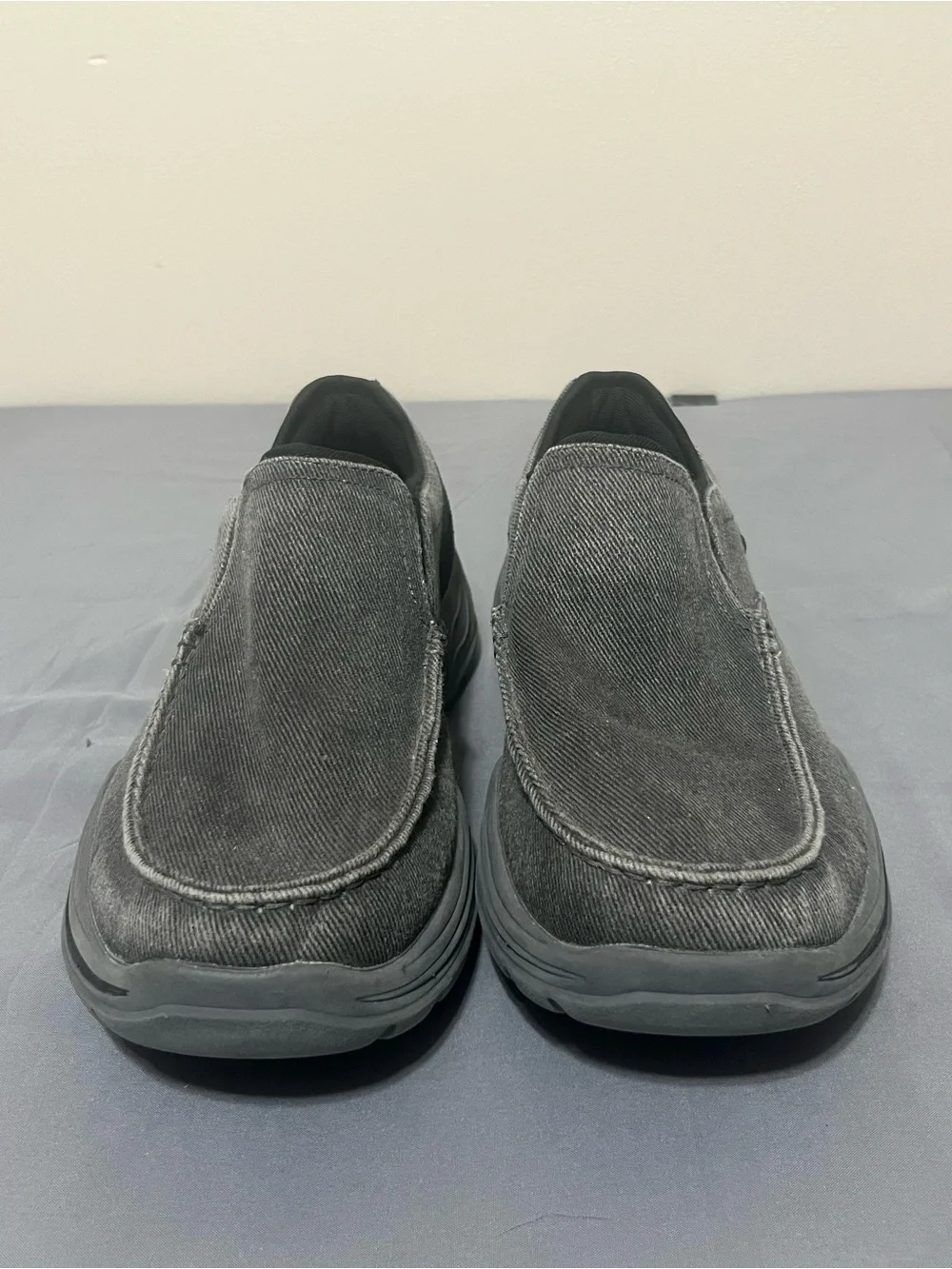 Skechers Air Cooled Arch Fit Mens 11 Charcoal Gray Slip On Loafer Shoes Casual